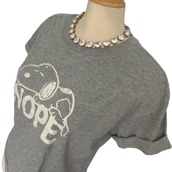 PEANUTS Snoopy "NOPE" Cropped Tee Shirt Size Medium Grey Poly Cotton Blend - Picture 2 of 6